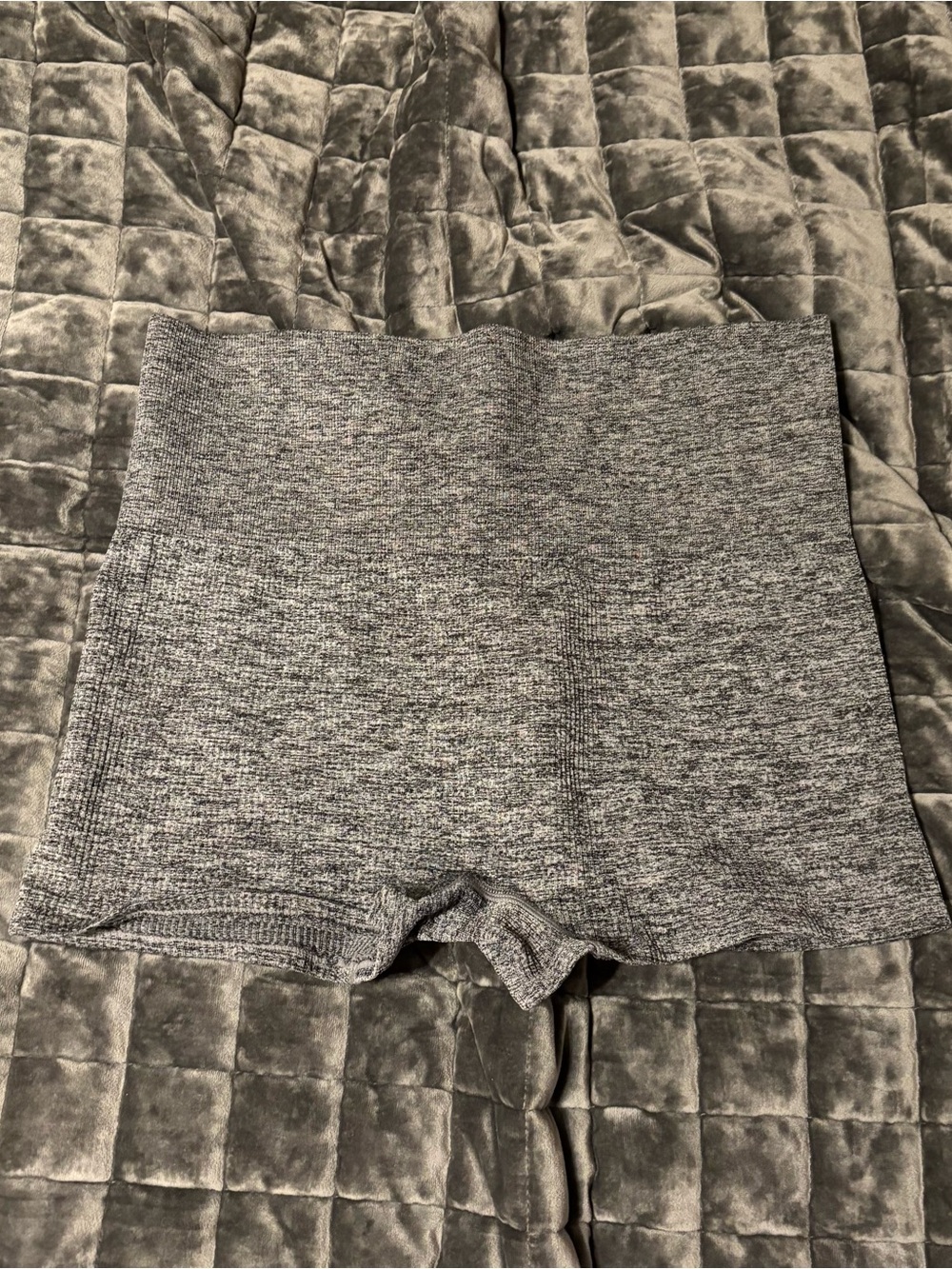 Colsie Gray Ribbed Biker Shorts